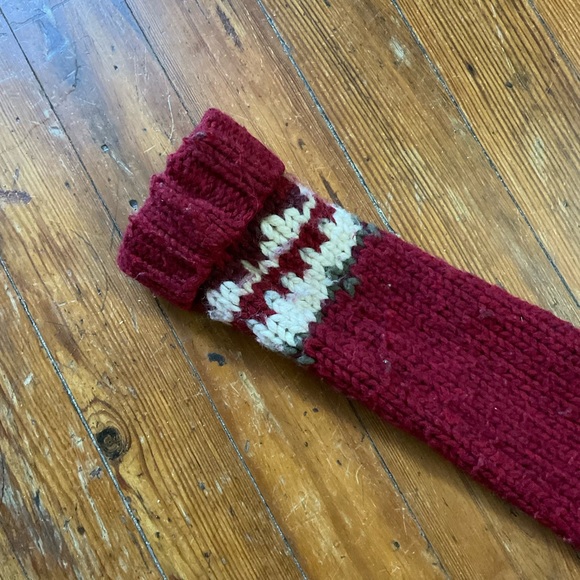 Abercrombie & Fitch sweater - Picture 2 of 8